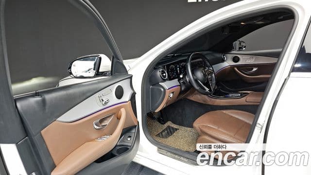 Mercedes-Benz E-класс W213 Avantgarde, 2021 11
