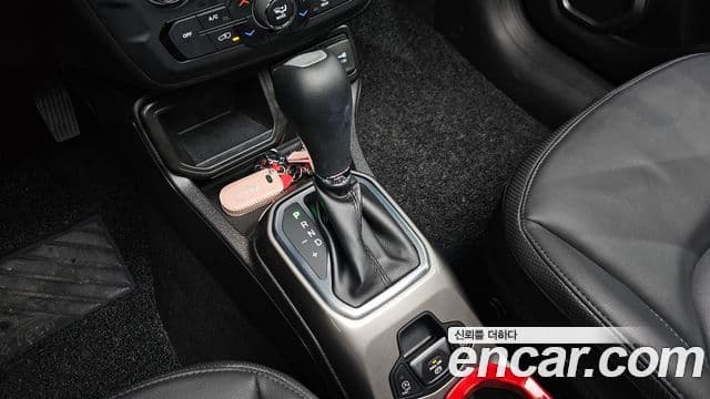 Jeep Renegade 1.3 Limited, 2022 9