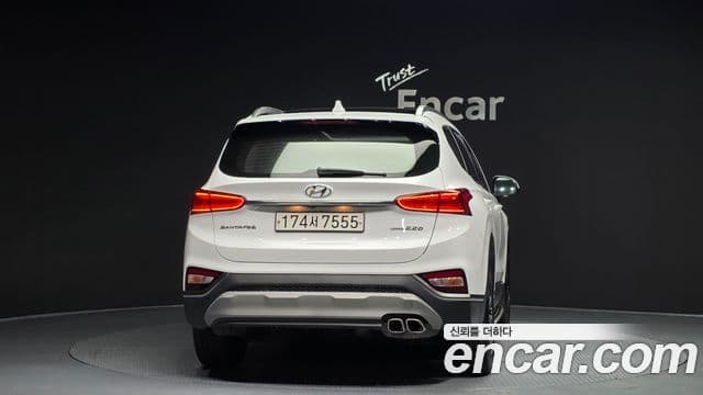 Hyundai Santa Fe TM Prestige, 2019 4