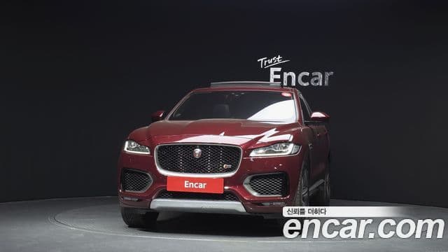 Jaguar F-PACE 30d S, 2017 3