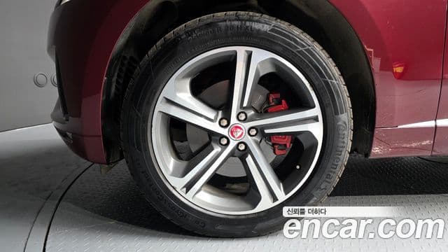 Jaguar F-PACE 30d S, 2017 все фото