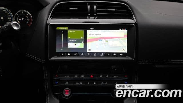 Jaguar F-PACE 30d S, 2017 14