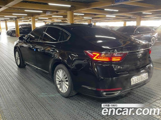 Kia All New K7 3.0 LPI Deluxe (арендный автомобиль), 2017 6