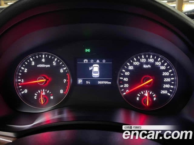 Kia All New K7 3.0 LPI Deluxe (арендный автомобиль), 2017 8