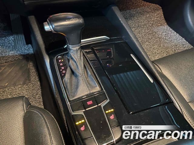 Kia All New K7 3.0 LPI Deluxe (арендный автомобиль), 2017 10