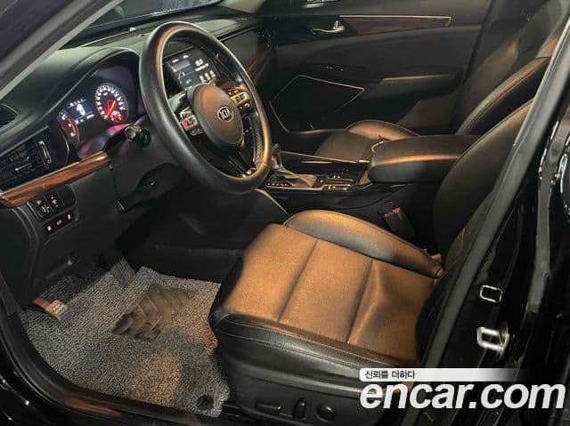 Kia All New K7 3.0 LPI Deluxe (арендный автомобиль), 2017 12