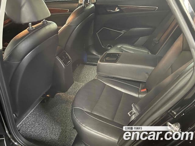 Kia All New K7 3.0 LPI Deluxe (арендный автомобиль), 2017 14