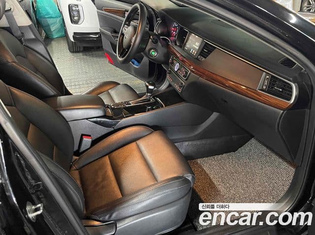 Kia All New K7 3.0 LPI Deluxe (арендный автомобиль), 2017 17