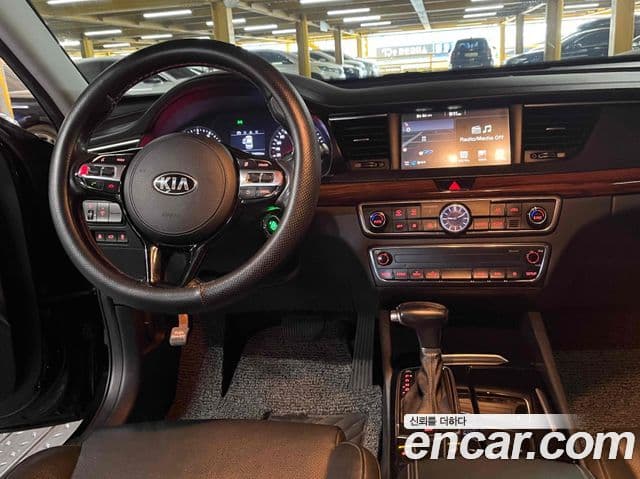 Kia All New K7 3.0 LPI Deluxe (арендный автомобиль), 2017 18