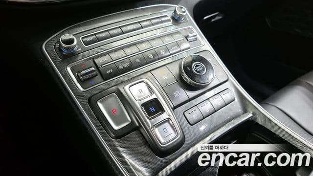 Hyundai The / новый New Santa Fe Exclusive, 2022 9