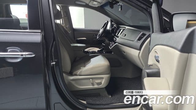 Kia The / новый New Carnival Prestige, 2019 11