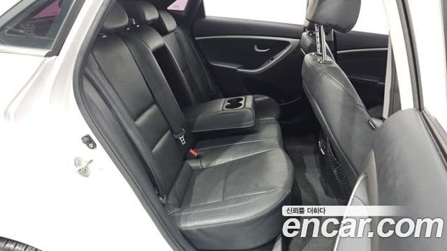Hyundai i30(новый кузов / новое поколение) дизель 1.6 VGT PYL, 2014 12