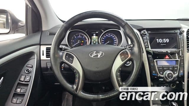 Hyundai i30(новый кузов / новое поколение) дизель 1.6 VGT PYL, 2014 14