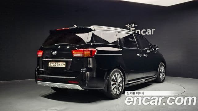 Kia All New Carnival Luxury, 2017 2