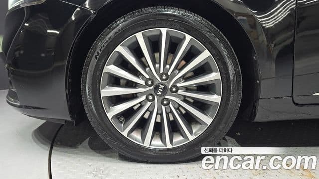 Kia All New K7 3.0 LPI Luxury (арендный автомобиль), 2018 все фото