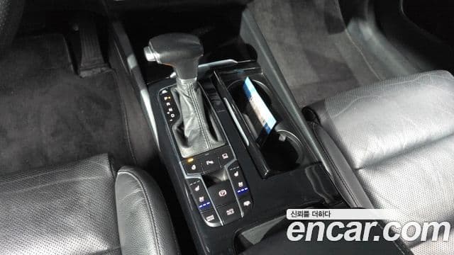 Kia All New K7 3.0 LPI Luxury (арендный автомобиль), 2018 9