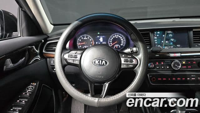 Kia All New K7 3.0 LPI Luxury (арендный автомобиль), 2018 13