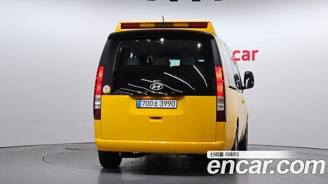 Hyundai Staria 11인승, 2025 4