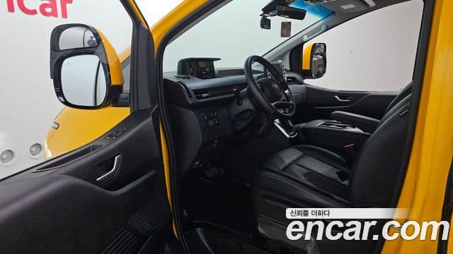 Hyundai Staria 11인승, 2025 10