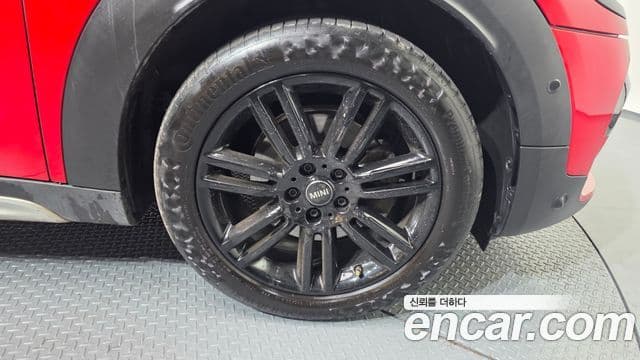 Mini Cooper Countryman 2세대, 2019 все фото