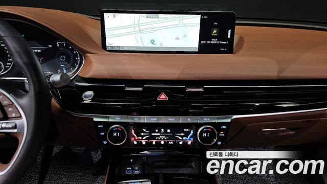 Genesis G80 (RG3) бензин 2.5 турбо 2WD, 2024 15