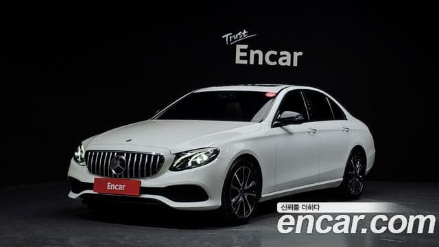 Mercedes-Benz E-класс W213 Avantgarde, 2020 1