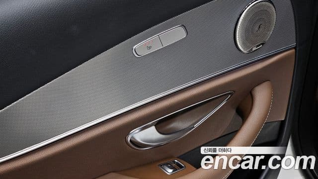 Mercedes-Benz E-класс W213 Avantgarde, 2020 19