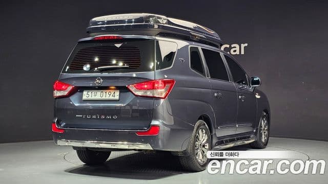 KG모빌리티(SsangYong) Korando 투리스모 4WD outdoor Edition 9인승, 2017 2