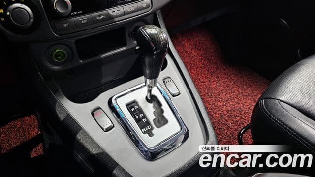 KG모빌리티(SsangYong) Korando 투리스모 4WD outdoor Edition 9인승, 2017 9