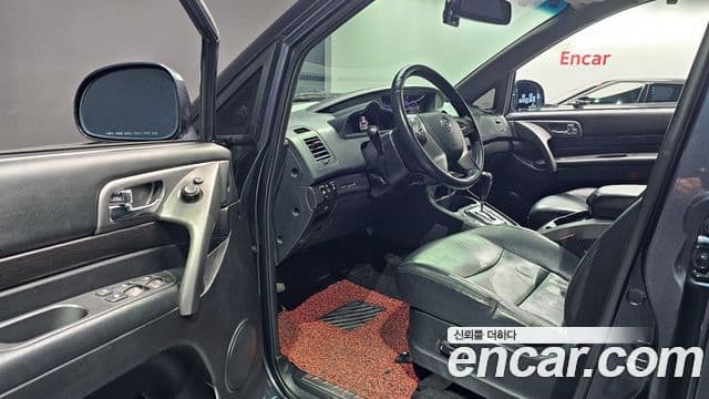 KG모빌리티(SsangYong) Korando 투리스모 4WD outdoor Edition 9인승, 2017 11