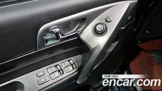 KG모빌리티(SsangYong) Korando 투리스모 4WD outdoor Edition 9인승, 2017 19