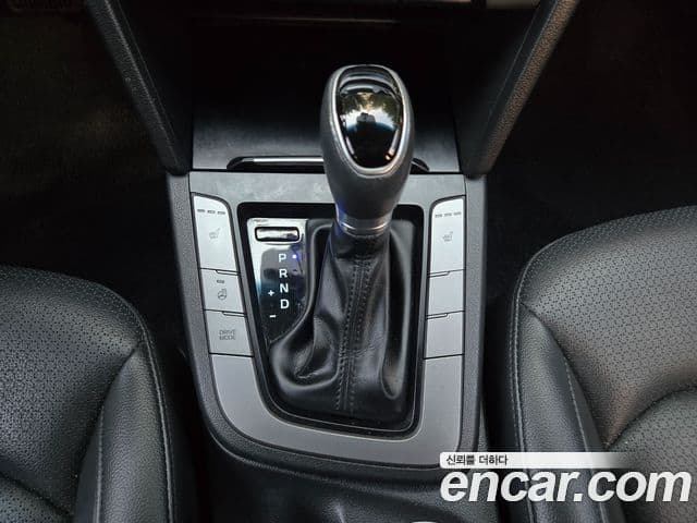 Hyundai Avante AD Special, 2017 12