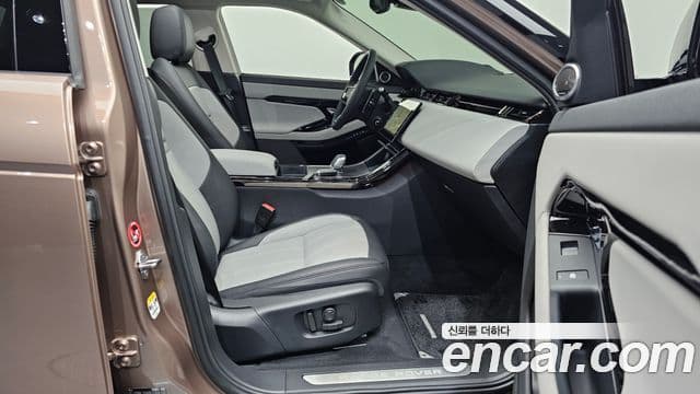 Land Rover Range Rover Evoque 2세대 P250 Dynamic SE, 2025 3