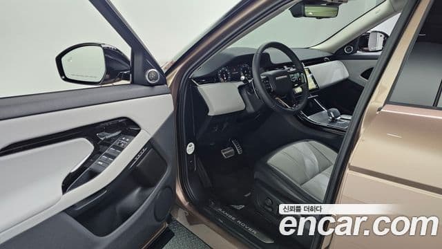 Land Rover Range Rover Evoque 2세대 P250 Dynamic SE, 2025 11