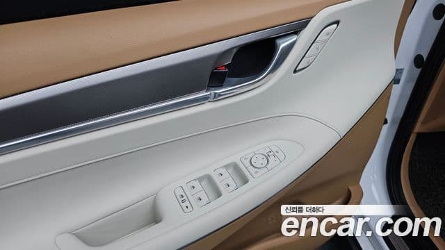 Hyundai The / новый New Grandeur IG гибрид Exclusive, 2020 17