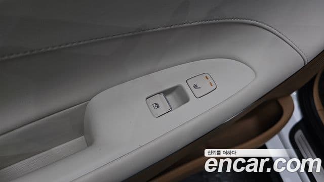 Hyundai The / новый New Grandeur IG гибрид Exclusive, 2020 19