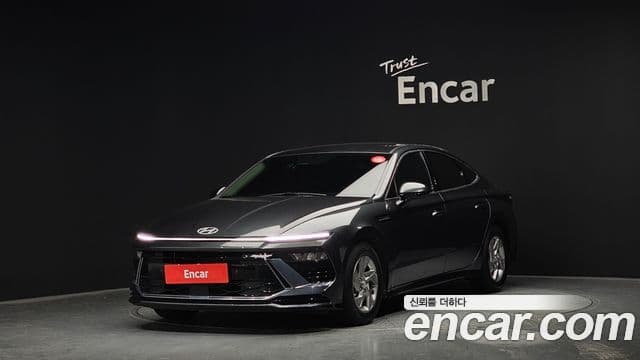 Hyundai Sonata D Edge(DN8) Business 1