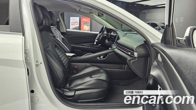 Hyundai Avante (CN7) Inspiration, 2021 12