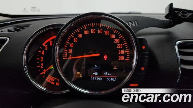 Mini Cooper D 클럽맨 2세대, 2016 8