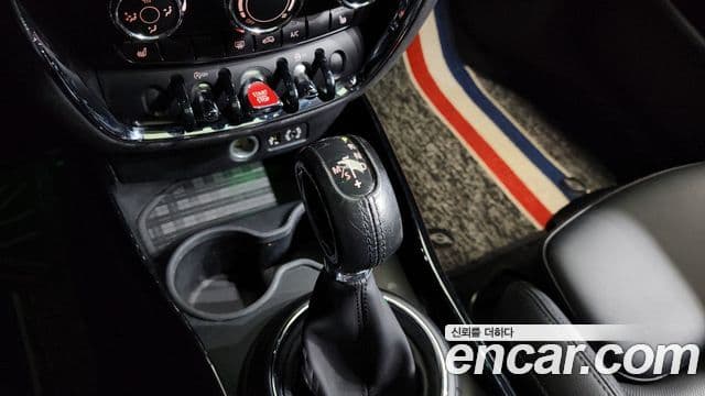 Mini Cooper D 클럽맨 2세대, 2016 9