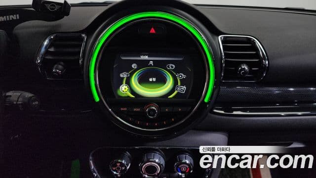 Mini Cooper D 클럽맨 2세대, 2016 16