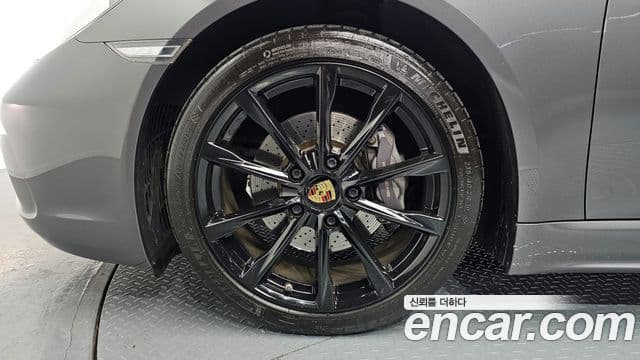 Porsche 718 Boxster, 2017 все фото