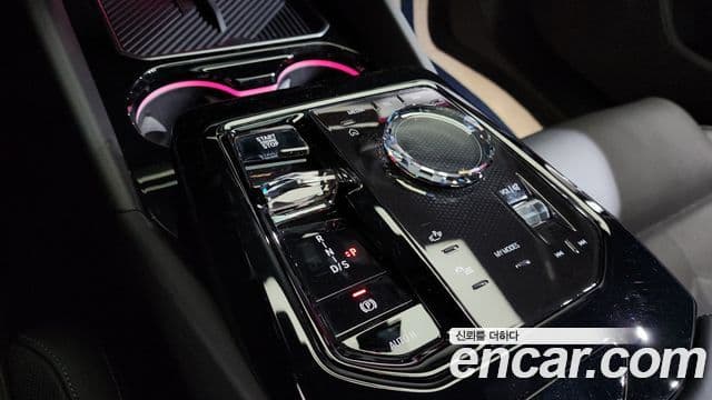 BMW 5시리즈 (G60) 530i xDrive M Sport, 2024 9