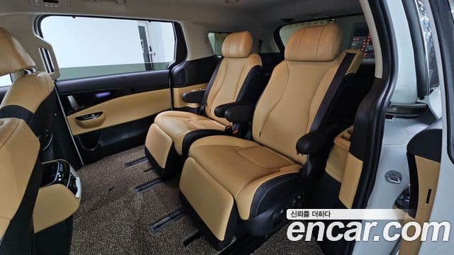 Kia Carnival 4세대 Signature, 2023 12