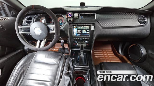 Ford Mustang купе, 2010 7