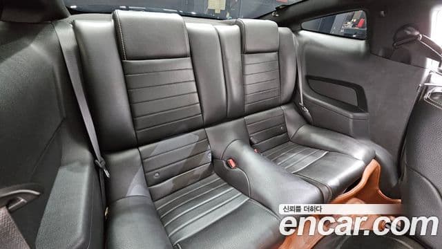 Ford Mustang купе, 2010 12