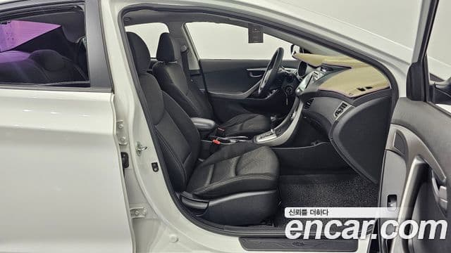 Hyundai Avante MD Luxury, 2011 10