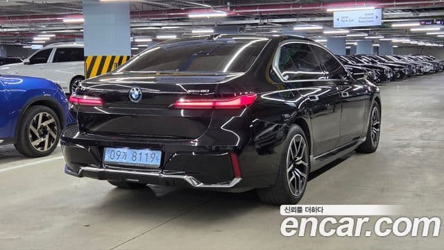 BMW i7 (G70) xDrive 60 M Sport, 2023 2