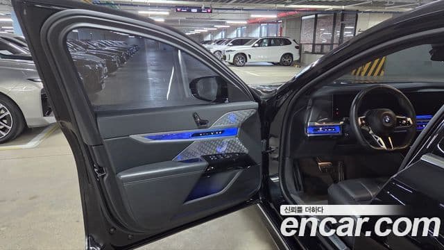 BMW i7 (G70) xDrive 60 M Sport, 2023 17