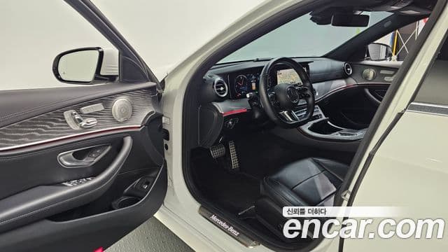 Mercedes-Benz E-класс W213 AMG Line, 2021 10